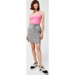 Spódnica w kratę. Szare spódniczki damskie Moodo, na co dzień, xl, z nadrukiem, z elastanu. Za 49,99 zł.