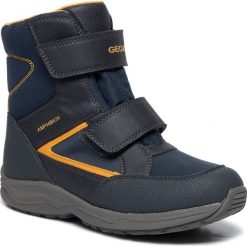 Śniegowce GEOX - J Kuray B Abx A J94AHA 0MEFU C0657 D Navy/Yellow. Niebieskie śniegowce chłopięce Geox, bez zapięcia. W wyprzedaży za 239,00 zł.