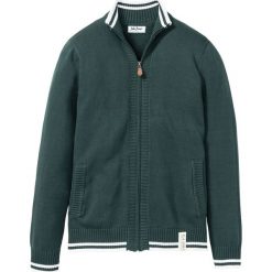 Sweter rozpinany ze stójką bonprix ciemnozielony. Zielone swetry męskie bonprix, s, w paski. Za 99,99 zł.