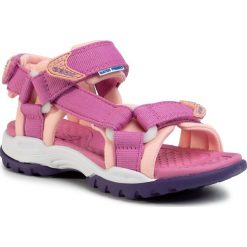Sandały GEOX - J Borealis G. A J720WA 01115 C8N7X S Fuchsia/Salmon. Różowe sandały dziewczęce Geox, z tworzywa sztucznego, bez zapięcia. Za 259,00 zł.
