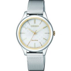 ZEGAREK CITIZEN Lady EM0504-81A. Analogowe zegarki damskie CITIZEN, sztuczne. Za 680,00 zł.