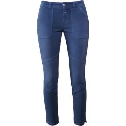 CLOSED FRANCESCA Jeans Skinny Fit worker. Niebieskie rurki damskie CLOSED, bez wzorów, z elastanu. W wyprzedaży za 545,35 zł.