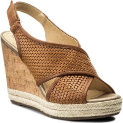 Espadryle GEOX - D Janira C D82P6C 06RBC C5G6F Caramel/Brown. Pomarańczowe espadryle damskie Geox, bez wzorów, ze skóry ekologicznej, bez obcasa, na obcasie. W wyprzedaży za 299,00 zł.