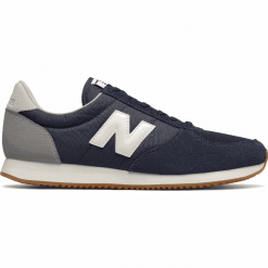 New Balance U220HA. Buty sportowe damskie New Balance, bez wzorów, ze skóry, klasyczne. W wyprzedaży za 209,99 zł.