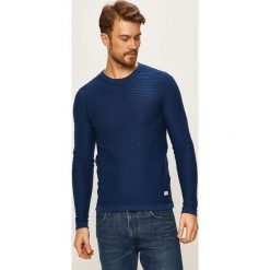Produkt by Jack & Jones - Sweter. Niebieskie swetry męskie PRODUKT by Jack & Jones, s, bez wzorów, z bawełny, z okrągłym kołnierzem, bez kaptura. W wyprzedaży za 99,90 zł.