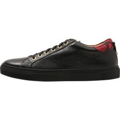 Tenisówki męskie: Giuliano Galiano NO LIMITS LOW Tenisówki i Trampki black/red