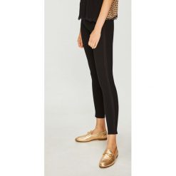 Answear - Legginsy. Różowe legginsy marki ANSWEAR, z dzianiny. W wyprzedaży za 99,90 zł.