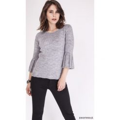 Sweter z ciekawym rękawem, SWE096 szary MKM. Szare swetry damskie Pakamera, bez wzorów, z dzianiny, bez rękawów, bez kaptura. Za 118,00 zł.
