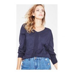 Sweter damski. Szare bez kategorii Promod, uniwersalny, z dzianiny, dekolt w kształcie v. Za 69,50 zł.