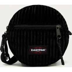 Eastpak - Torebka. Czarne listonoszki damskie Eastpak, w paski, z poliesteru, na ramię, małe, bez dodatków. Za 149,90 zł.