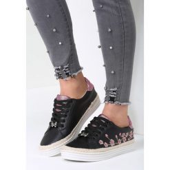 Czarne Trampki Going Home. Czarne espadryle damskie vices, bez wzorów, bez zapięcia. Za 49,99 zł.