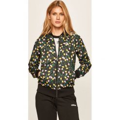 Adidas Originals - Bluza. Bluzy damskie adidas Originals, bez wzorów, z poliesteru, bez rękawów, bez kaptura. Za 269,90 zł.