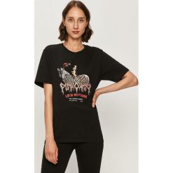 Pinko - T-shirt. Czarne bluzki damskie Pinko, s, z nadrukiem, z bawełny, casualowe, z okrągłym kołnierzem, z krótkim rękawem. Za 559,90 zł.