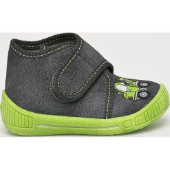 Superfit - Trampki dziecięce. Szare trampki chłopięce Superfit, bez wzorów, z gumy, bez zapięcia. W wyprzedaży za 79,90 zł.