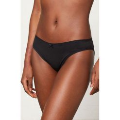 Etam - Figi Jack (3 pack). Majtki damskie Etam, s, bez wzorów, z elastanu. W wyprzedaży za 49,90 zł.
