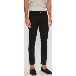 Armani Exchange - Jeansy. Jeansy męskie Armani Exchange. Za 419,90 zł.