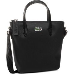 Torebka LACOSTE - Xs Shopping Cross Bag NF2609PO Black 000. Czarne torebki klasyczne damskie Lacoste, bez wzorów, ze skóry ekologicznej, klasyczne, bez dodatków. W wyprzedaży za 249,00 zł.