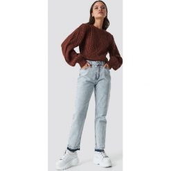 NA-KD Jeansy Open Hem - Blue. Niebieskie spodnie z wysokim stanem NA-KD, z jeansu. Za 80,95 zł.