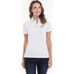 Koszulka polo w kolorze białym. Koszulki damskie Denim Culture. W wyprzedaży za 74,95 zł.