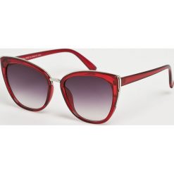 Medicine - Okulary Basic. Brązowe okulary przeciwsłoneczne damskie marki MEDICINE. Za 39,90 zł.