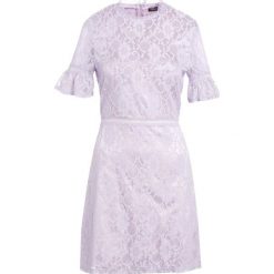 Fashion Union PALOMA Sukienka letnia lilac. Szare bez kategorii marki Fashion Union, na lato, z nylonu. W wyprzedaży za 132,30 zł.