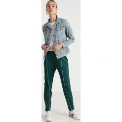 GStar 3301 JKT Kurtka jeansowa lt aged restored 200. Niebieskie żakiety damskie G-Star, xl, bez wzorów, z bawełny. Za 699,00 zł.