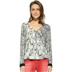 Desigual Bluzka damska Blus Mix Snake 17WWBW50 2000 (rozmiar S). Koszule damskie Desigual, s, bez wzorów, bez kołnierzyka, bez rękawów. W wyprzedaży za 203,00 zł.