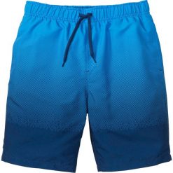 Bermudy plażowe w cieniowanym kolorze bonprix niebiesko-ciemnoniebieski z nadrukiem. Niebieskie spodenki i szorty męskie bonprix, na plażę, s, z nadrukiem. Za 74,99 zł.
