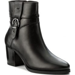 Botki CAPRICE - 9-25340-39 Black Nappa 022. Czarne botki damskie skórzane marki Caprice. W wyprzedaży za 249,00 zł.