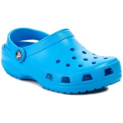 Klapki CROCS - Classic Kids 10006 Ocean. Niebieskie klapki chłopięce Crocs, z tworzywa sztucznego. Za 129,00 zł.
