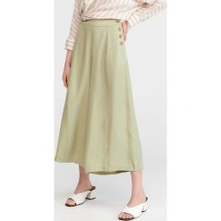 Spodnie kuloty - Khaki. Spodnie damskie Reserved. W wyprzedaży za 49,99 zł.