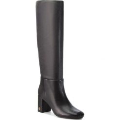 Kozaki TORY BURCH - Brooke Slouchy Boot 49355 Perfect Black 006. Czarne kowbojki damskie Tory Burch, ze skóry, przed kolano, na wysokim obcasie, na obcasie. Za 2099,00 zł.