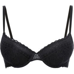 Biustonosz usztywniany bonprix czarny. Czarne biustonosze bardotka bonprix. Za 59,99 zł.