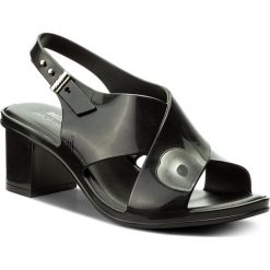 Sandały MELISSA - Jamie+Jason Wu Ad 32226 Black 01003. Czarne klapki damskie Melissa, bez wzorów, z tworzywa sztucznego, bez obcasa, na obcasie. W wyprzedaży za 359,00 zł.