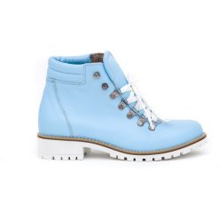 Botki - skóra naturalna - model 476 - kolor niebieski. Niebieskie botki damskie Zapato, na zimę, z jeansu, eleganckie, za kostkę, bez obcasa, na obcasie, na sznurówki. W wyprzedaży za 299,25 zł.