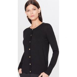 Zapinany sweter basic - Czarny. Czarne swetry damskie Mohito, s, bez wzorów, bez rękawów, bez kaptura. Za 59,99 zł.