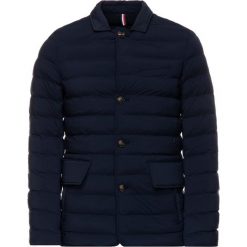 Kurtka puchowa Tommy Hilfiger Tailored TT0TT05455. Niebieskie kurtki męskie Tommy Hilfiger Tailored, m, bez wzorów, z elastanu, bez kaptura. W wyprzedaży za 899,00 zł.