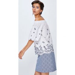Medicine - Koszula Rustic Indigo. Białe bluzki damskie marki MEDICINE, s, z haftami, z bawełny, bez kołnierzyka, z krótkim rękawem. W wyprzedaży za 39,90 zł.