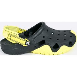 Crocs - Klapki. Czarne kapcie męskie Crocs, z gumy. Za 199,90 zł.