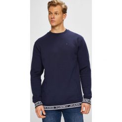 Tommy Jeans - Bluza. Niebieskie bluzy męskie Tommy Jeans, xl, z nadrukiem, z elastanu, z okrągłym kołnierzem, bez rękawów, bez kaptura. W wyprzedaży za 269,90 zł.