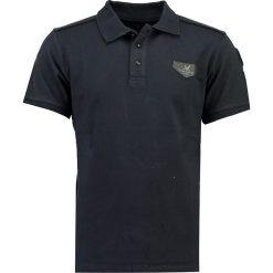 Koszulka polo "Kogo" w kolorze granatowym. Niebieskie koszulki męskie Stone Goose, m, z aplikacjami, z bawełny, bez rękawów. W wyprzedaży za 98,95 zł.