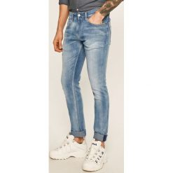 Tommy Jeans - Jeansy DM0DM08006. Niebieskie jeansy męskie Tommy Jeans, bez wzorów. Za 539,90 zł.