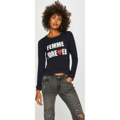 Answear - Bluza Femifesto. Niebieskie bluzy damskie marki ANSWEAR, s, z nadrukiem, z elastanu, bez rękawów, bez kaptura. W wyprzedaży za 59,90 zł.