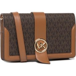 Torebka MICHAEL MICHAEL KORS - Mk Chram 32S0G00C8B Brn/Acorn. Pomarańczowe listonoszki damskie MICHAEL Michael Kors, na co dzień, bez wzorów, ze skóry ekologicznej, bez dodatków. W wyprzedaży za 729,00 zł.