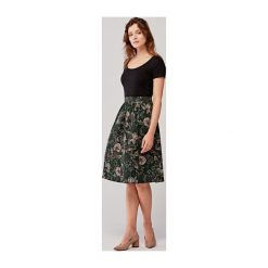 Spódnica Helle Estrella zielona 32 zielony. Zielone spódniczki damskie Marie Zélie, w paski, z elastanu, eleganckie, midi, rozkloszowane. Za 277,00 zł.