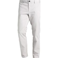 Chinosy męskie: Sisley Spodnie materiałowe light grey