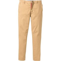 Spodnie chino Slim Fit bonprix beżowy. Brązowe spodnie męskie bonprix, m, bez wzorów. Za 67,99 zł.
