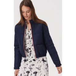 Kurtka z kołnierzem - Granatowy. Niebieskie kurtki damskie Sinsay, s, bez wzorów, bez kaptura. Za 79,99 zł.