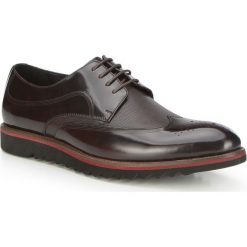 Buty męskie. Brązowe półbuty męskie Wittchen, na co dzień, bez wzorów, ze skóry, casualowe, na sznurówki. W wyprzedaży za 349,90 zł.