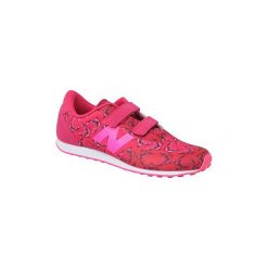 Buty Dziecko New Balance KA410BDY. Różowe trampki dziewczęce New Balance, bez wzorów, bez zapięcia. Za 199,99 zł.